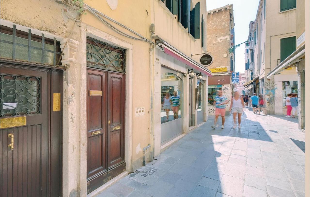 Nice Apartment In Venezia -Ve- With Wifi Kültér fotó