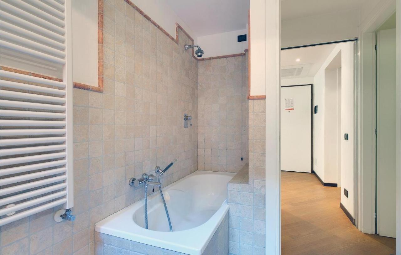 Nice Apartment In Venezia -Ve- With Wifi Kültér fotó