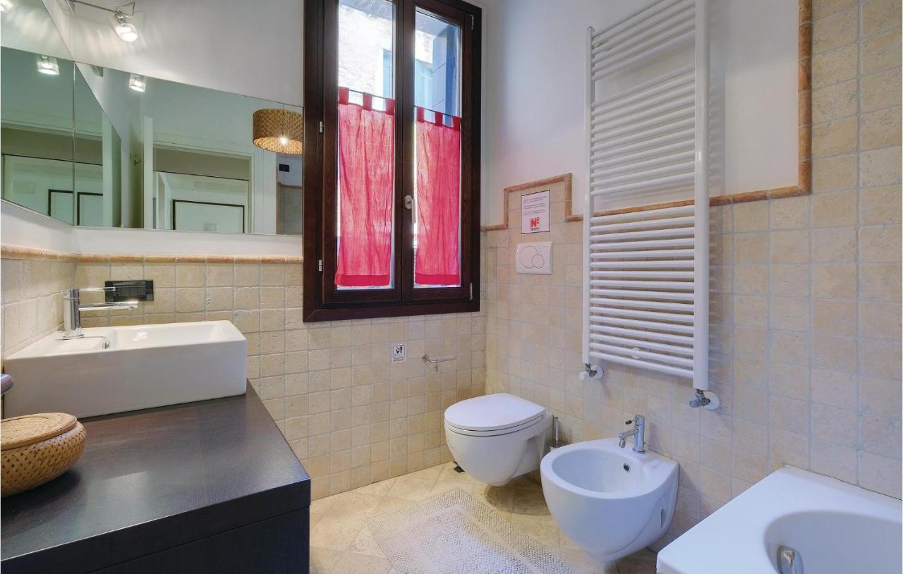 Nice Apartment In Venezia -Ve- With Wifi Kültér fotó