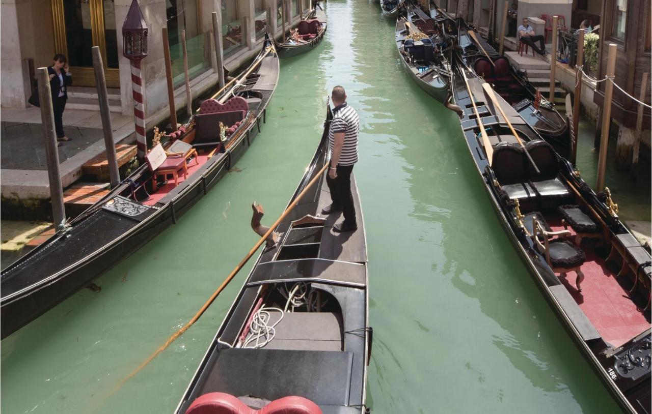 Nice Apartment In Venezia -Ve- With Wifi Kültér fotó